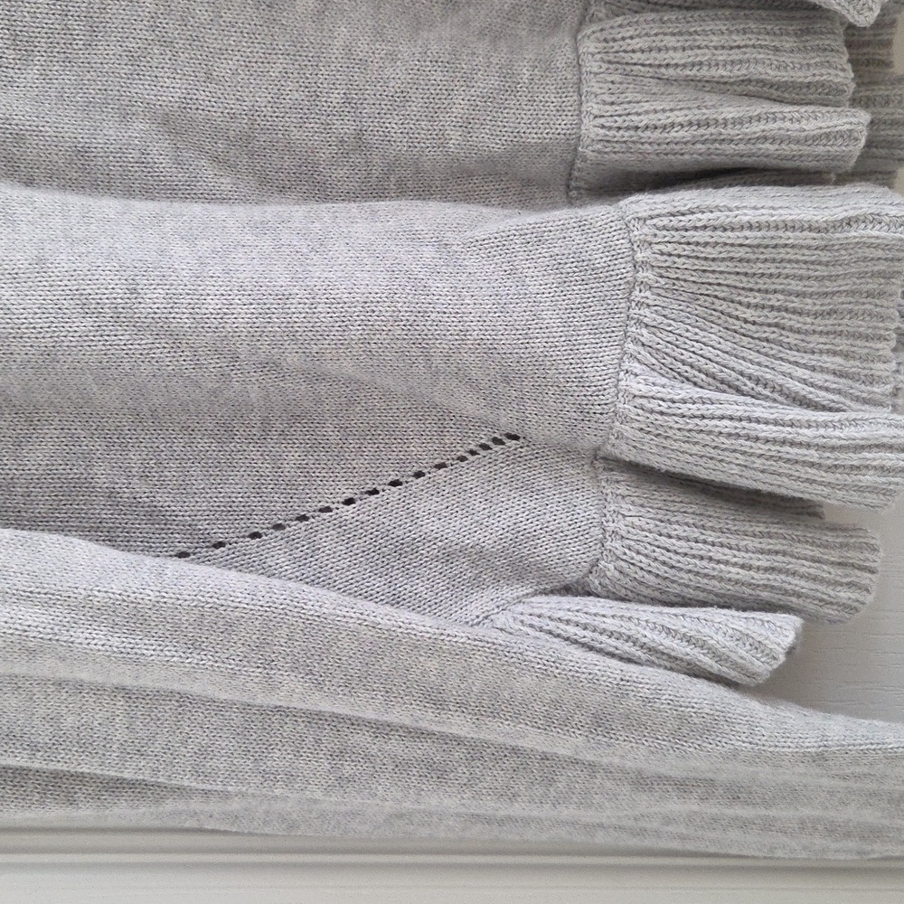 Sweater - Picture 2 of 3